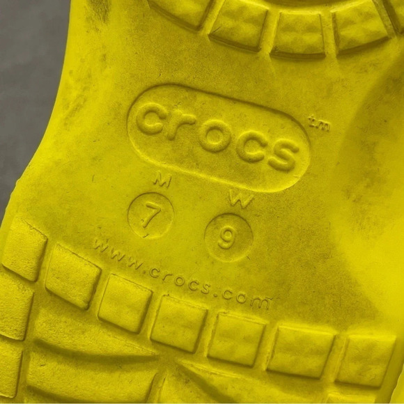 Crocs Coast Clog LEMON YELLOW Unisex Male 7 Women 9 main image 5